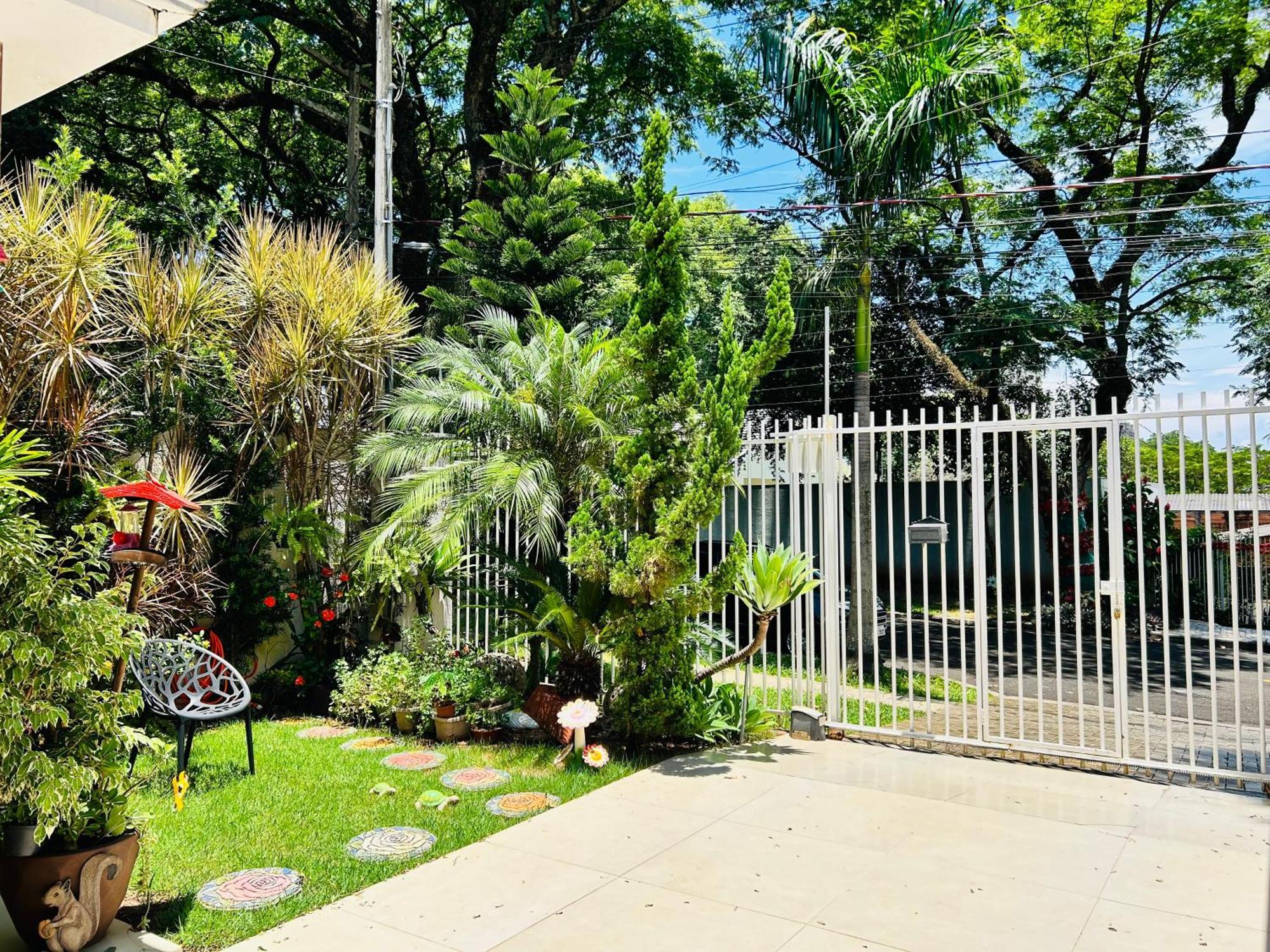 Casa Facil Acesso A Сasa de vacaciones *